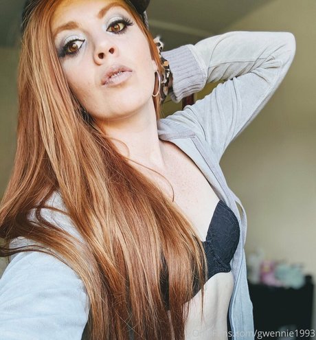 gwennie1993 model sexy img