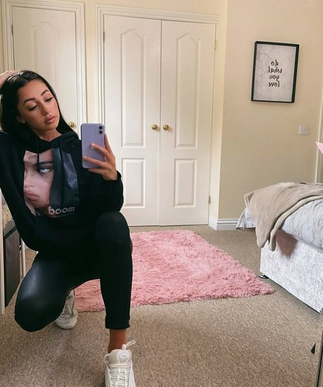 big ass lingerie onlyfans erotic picture