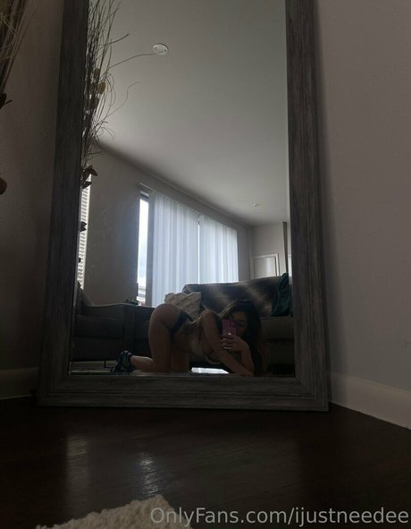 ijustneedee xxx pornstar archive