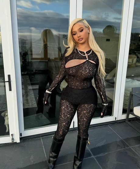 Alabama Barker adult star gallery