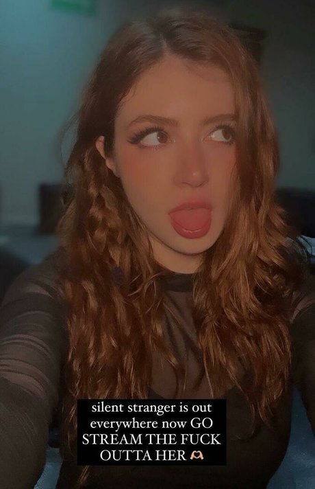 Chrissy Costanza hd actress archive