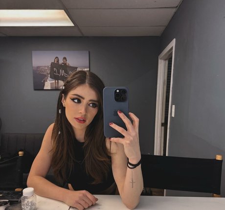 Chrissy Costanza star adult picture