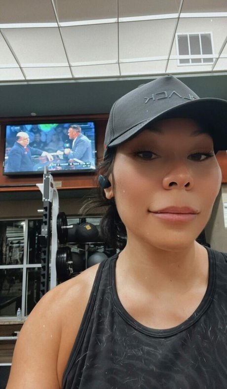 Mia Yim xxx star pictures