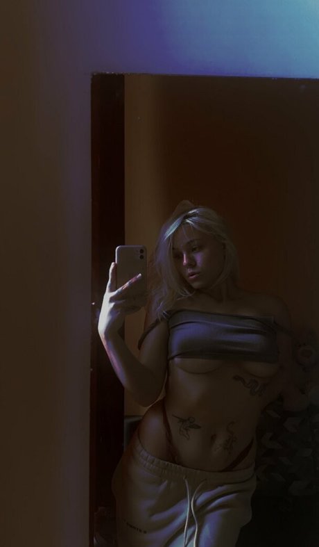 Justyna Czerwinska art star image