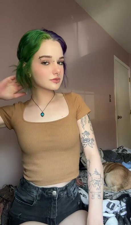 Pissflavoredlemonade pornstar hot archive