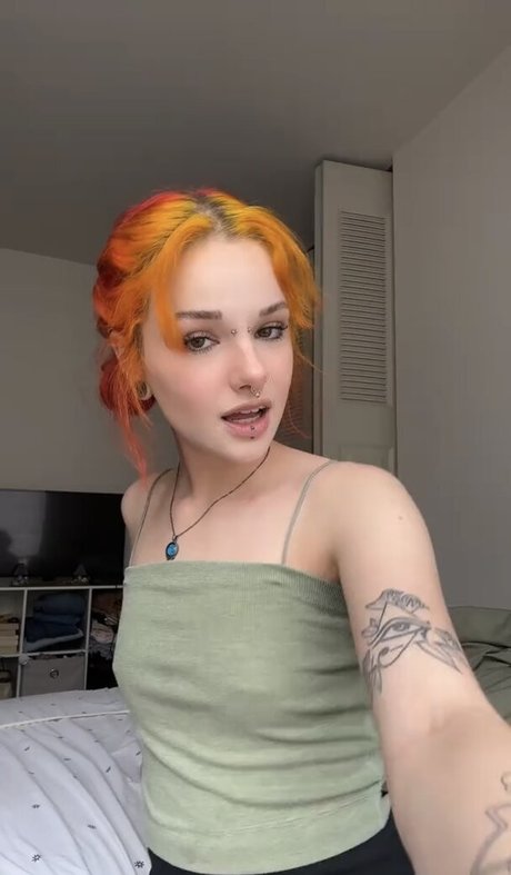 Pissflavoredlemonade pretty model pictures