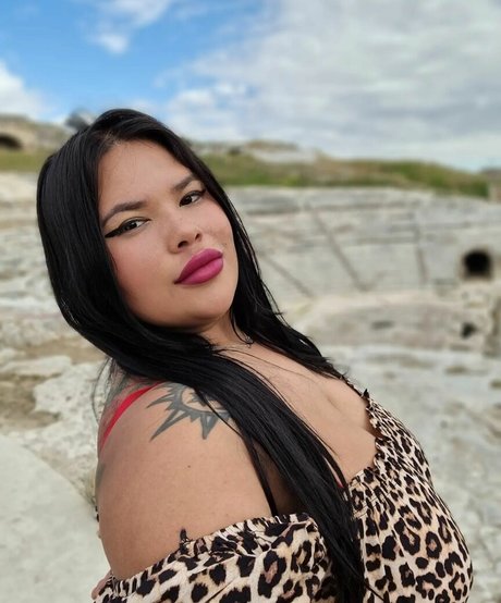 Naty Mari pornstar beautiful pics