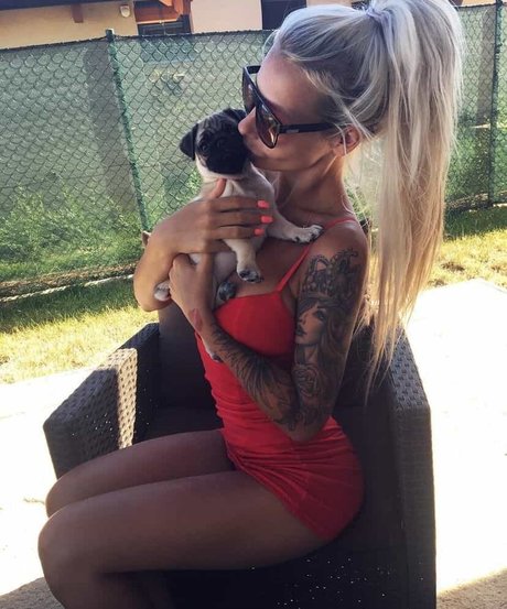 Nikola ihova top star photo