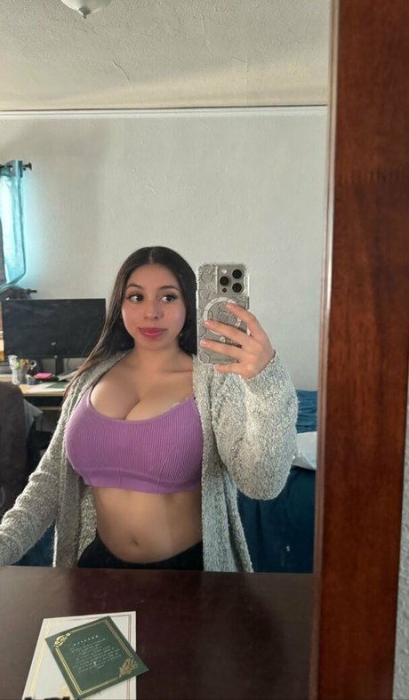 princessemilyyyy model erotic photo