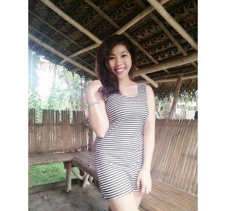 wife onlyfans pornos image