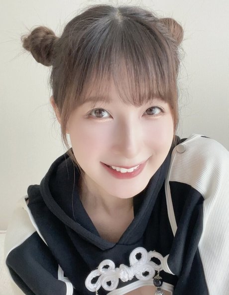 Kawasaki Aya xxx actress picture