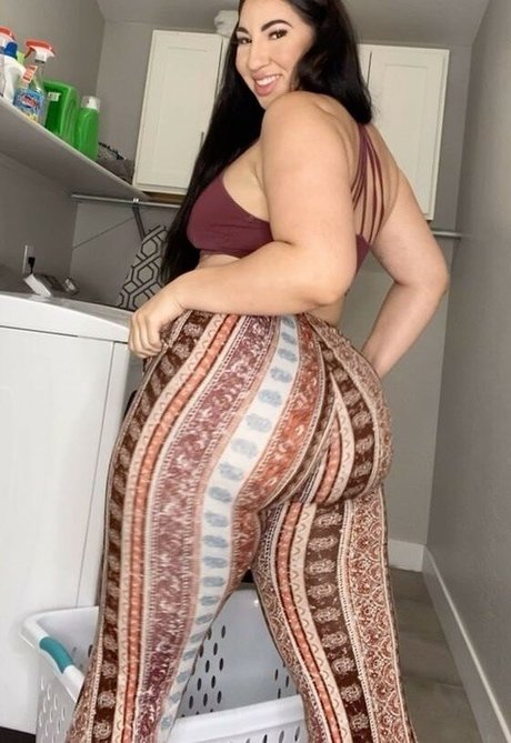 Hannah Nichole Kast hot model img