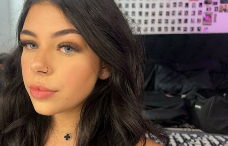 babyliv18 porn actress pics