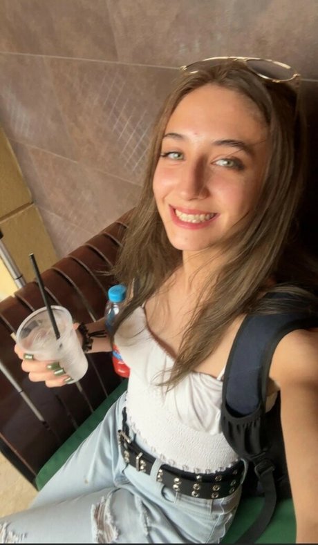 YellowMinimum6204 Profile pic