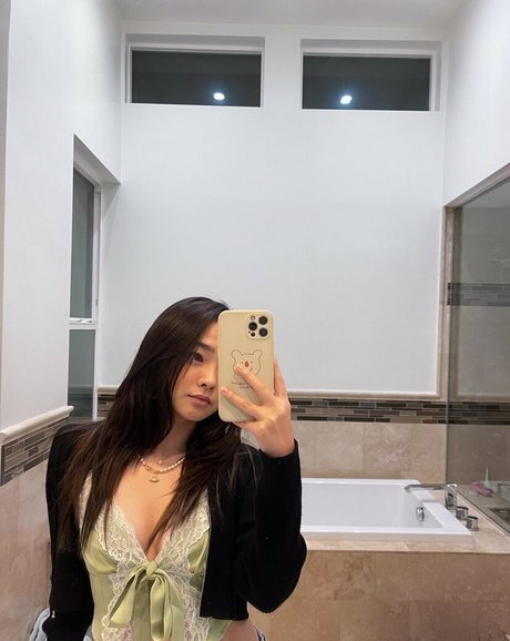 esblee perfect pornstar picture