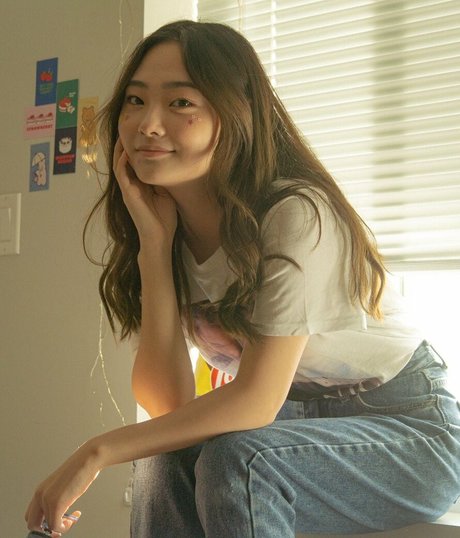 esblee porn model picture