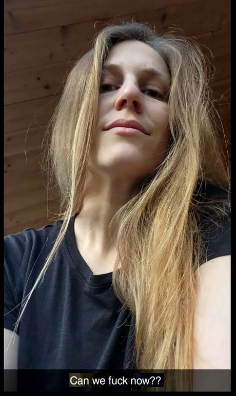 Xev Bellringer exclusive model gallery