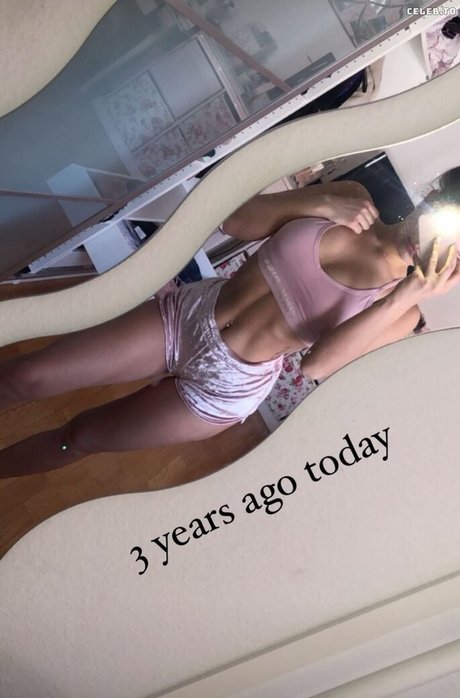 Chalina l naked pornstar pics