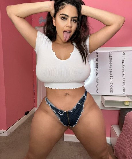 Jessenia Rebecca nudes actress photos