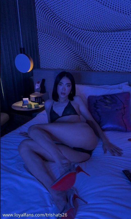 trishats26 naked actress gallery