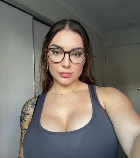 Tay Jean nice star pics