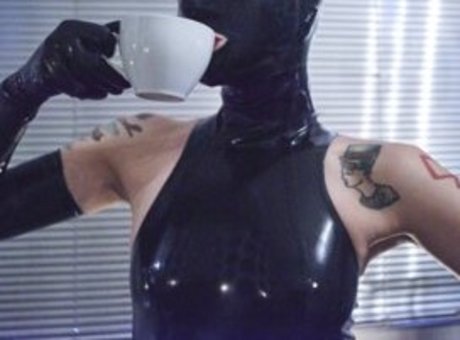 Cybill Troy sexy actress images