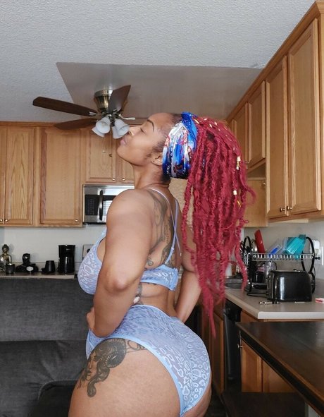 LavendaMonroe naked star pics