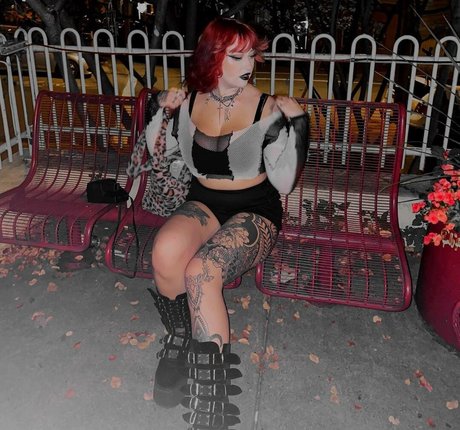 Adrianna Cooletti pornstar naked picture