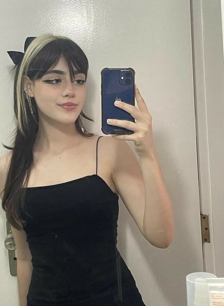 aangelarrochista art pornstar gallery