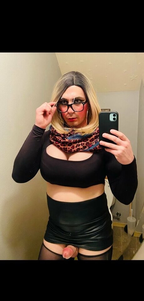 qosrachelcd pornographic model photos