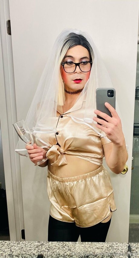 qosrachelcd pretty model pics