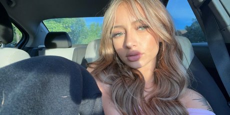 mia angelina naked actress picture