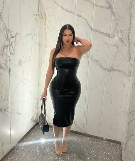 Brielez1 pornographic model galleries