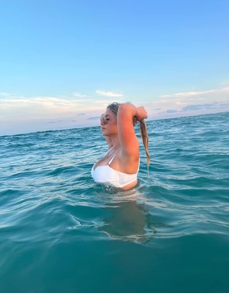 male onlyfans art naked photo