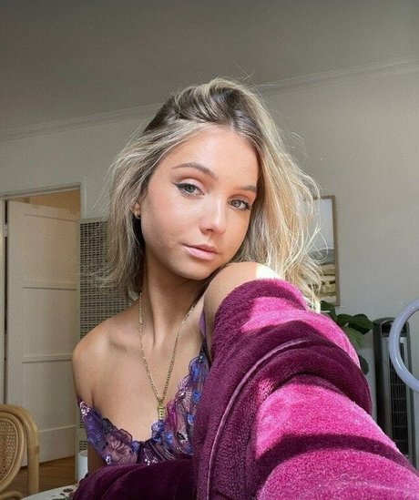 elmichelsen21 star sexy pictures