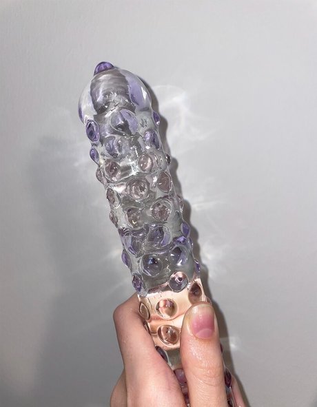 Kyra Wild pornstar exclusive image