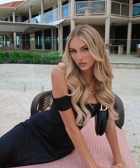 Summer Rose Hart free star pictures