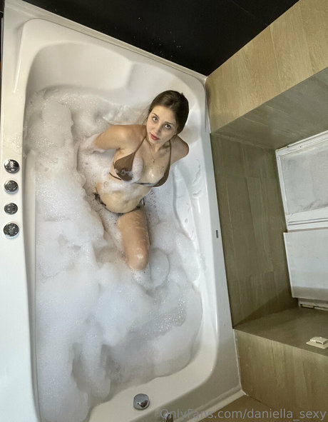 Yummy girl pornstar hd photos