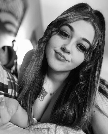 babyyb810 xxx model photo