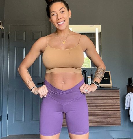 Hannah Eden Fitness best actress gallery