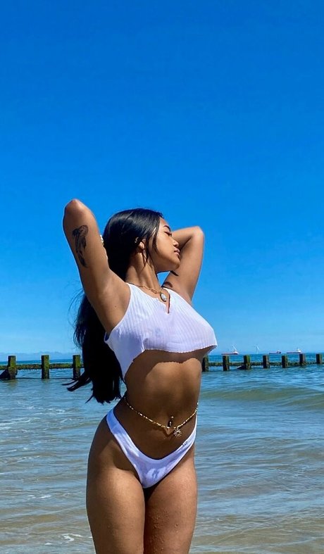 Bunnyscherry star hot photos