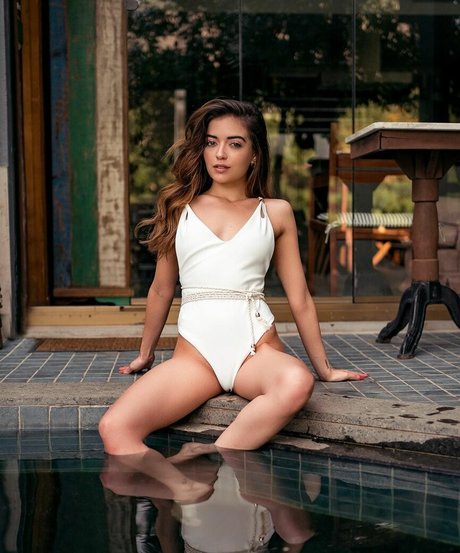 Anna Rita Cerqueira nice star img