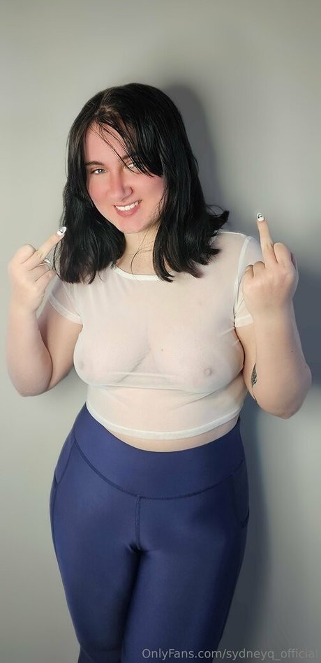 SydneyQ pretty pornstar img