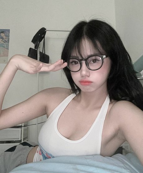 yourpeaches erotic pornstar pics