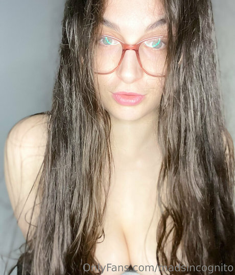 Madsincognito exclusive model pics