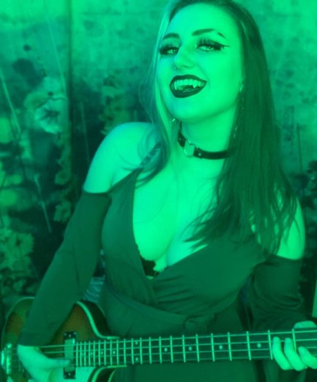 Trashabag hot pornstar images