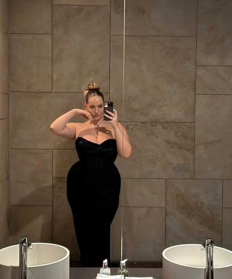 Joann Van Den Herik pornstar nudes img