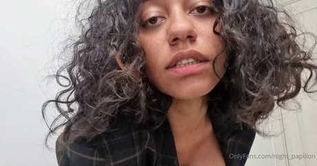 Night Papillon naked model image