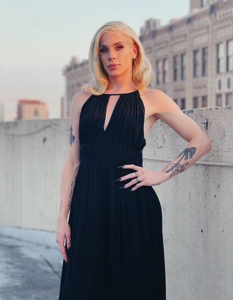 LanaSummersXO nice star galleries