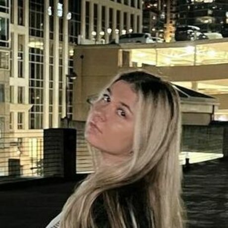 Simplylindzz pornstar sexy picture